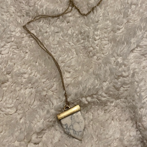 long pendant necklace - Picture 3 of 3